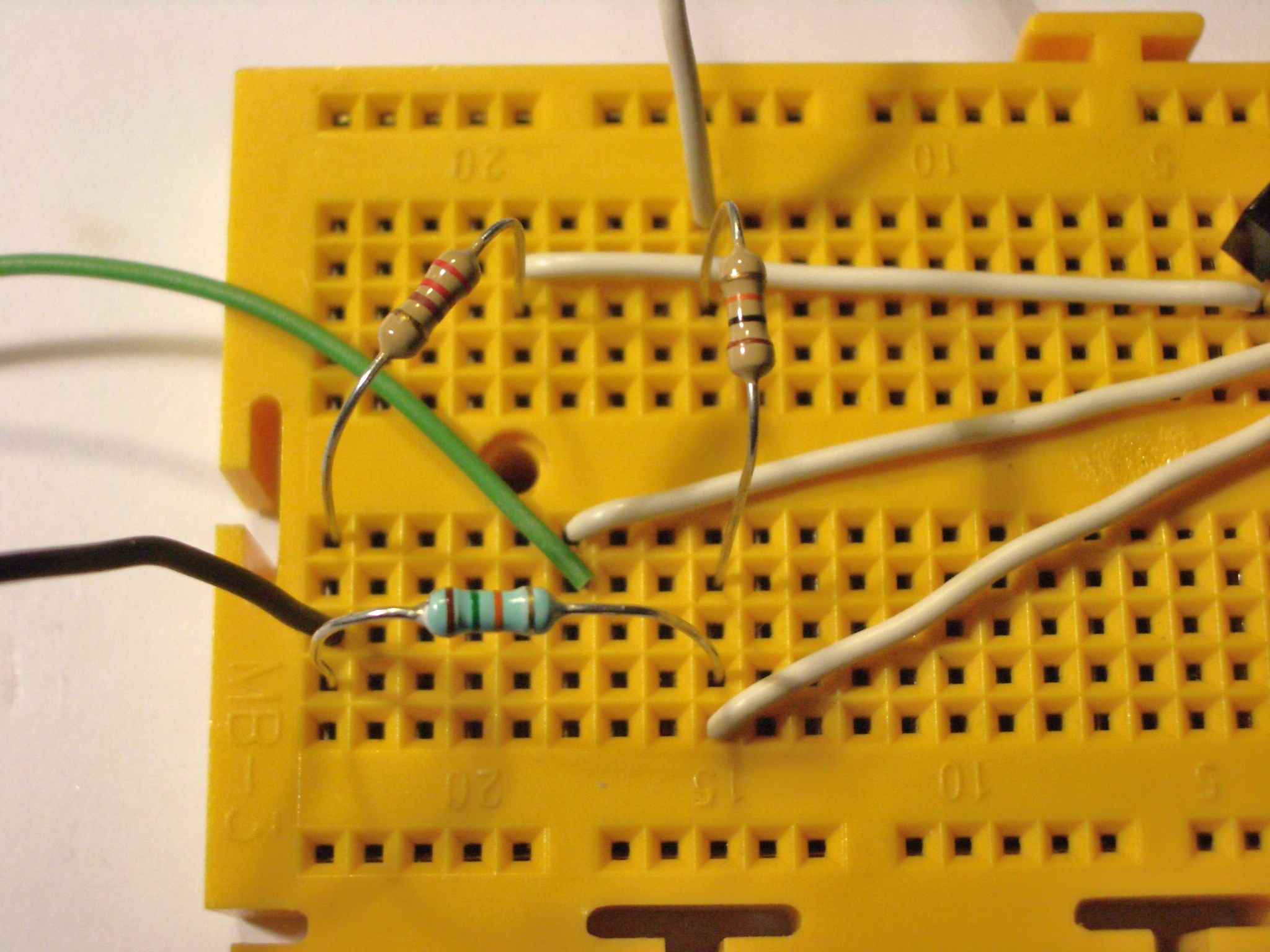 Dise�o de un siguelineas y final de carrera IR para LEGO Mindstorm NXT